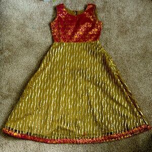 Little girls Indian dress